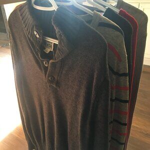 Men's Sweaters (5 of them) Smalls and Mediums.